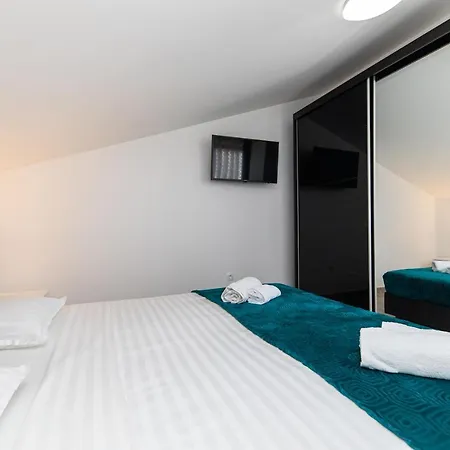 Gulin Apartment